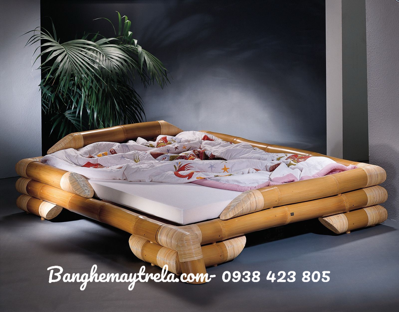 Giường tre phòng ngủ